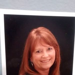 Meet your Posher, Suzanne